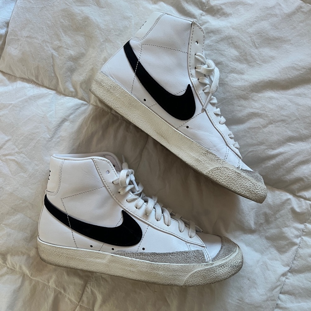 Nike Blazer Mid '77 size 8.5
